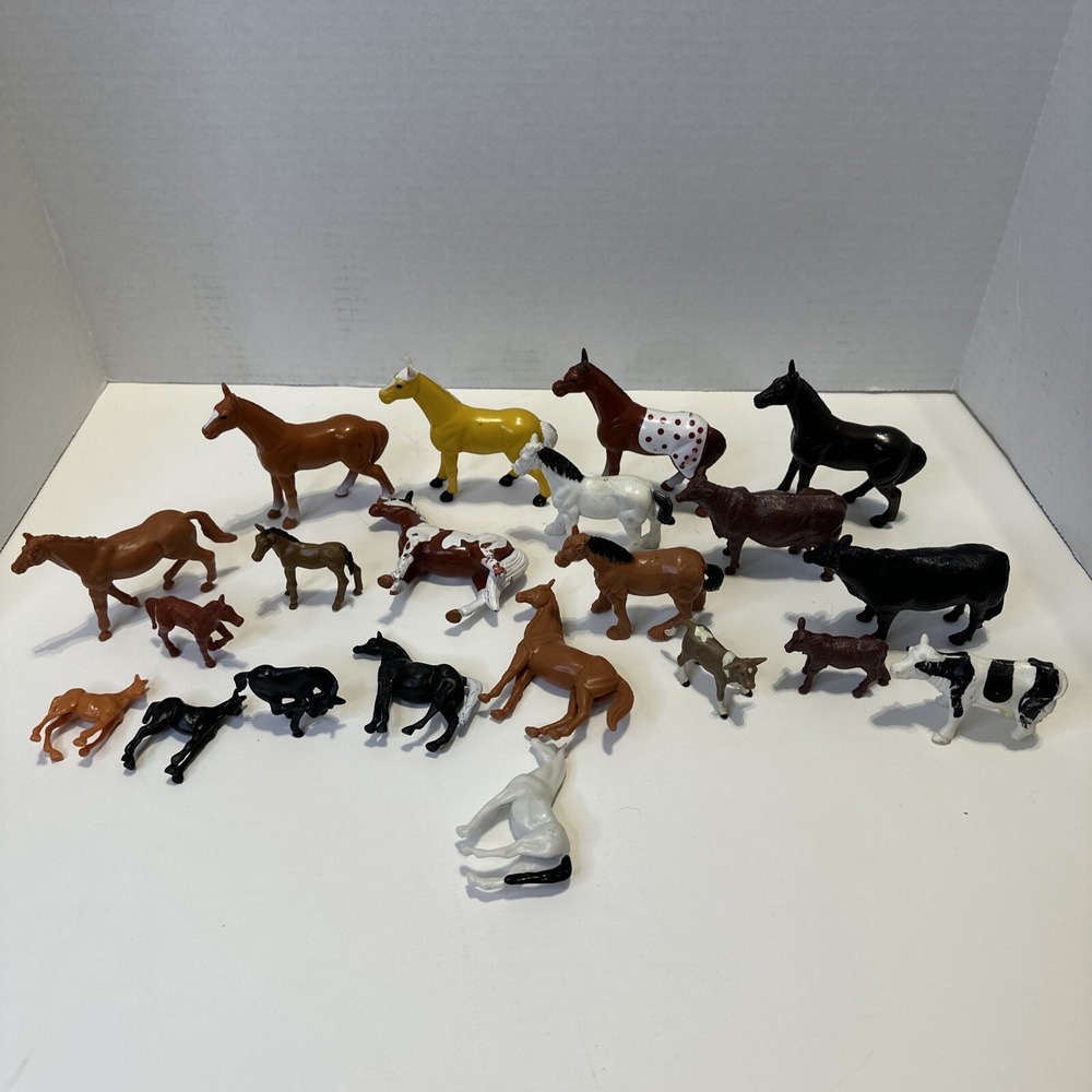 Lot of 21 Toys Horses Plastic Made in China Cows Calfs Foals Brown Black Yellow